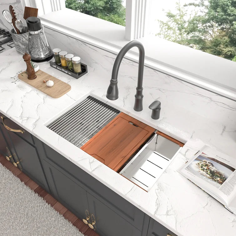Sarlai 33'' x 19'' Stainless Steel Double Bowl Low Divide Undermount Workstation Kitchen Sink