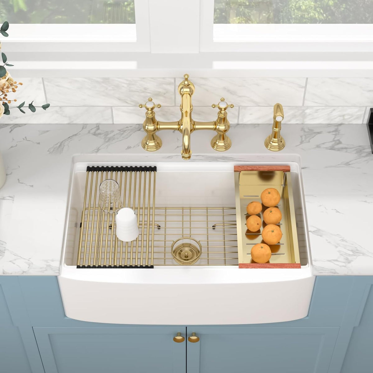 Sarlai 33 Inch White Curved Apron Fireclay Workstation Farmhouse Kitchen Sink with Gold Fixtures