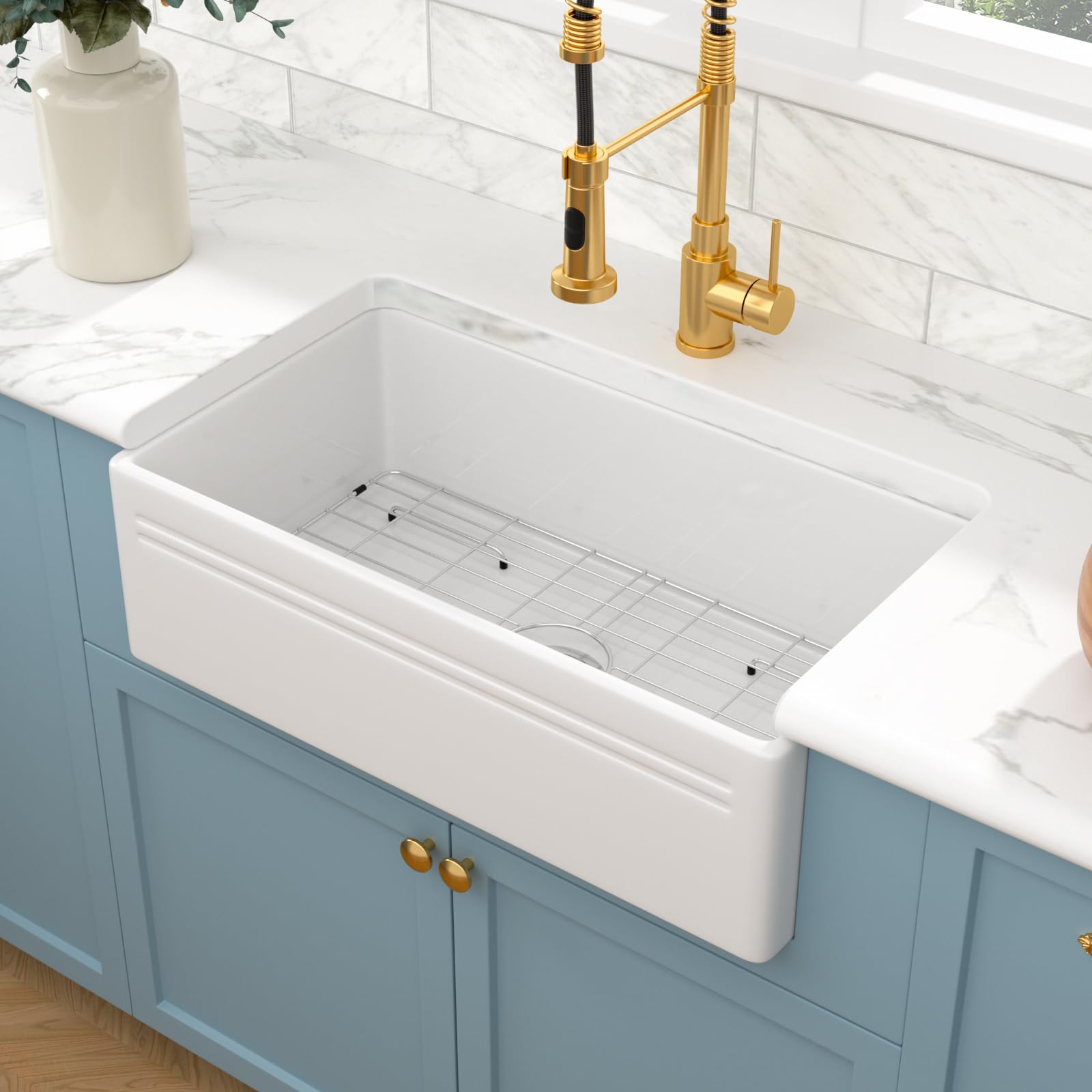 Sarlai 30'' x 18'' Ceramic White Apron Front Fireclay Farmhouse Sink