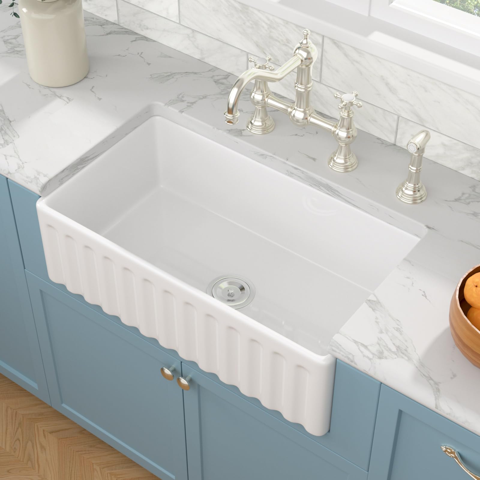 Sarlai 33''x18'' Reversible Apron Front White Fireclay Farmhouse Sink, Single Bowl Undermount Ceramic Kitchen Farmer Basin